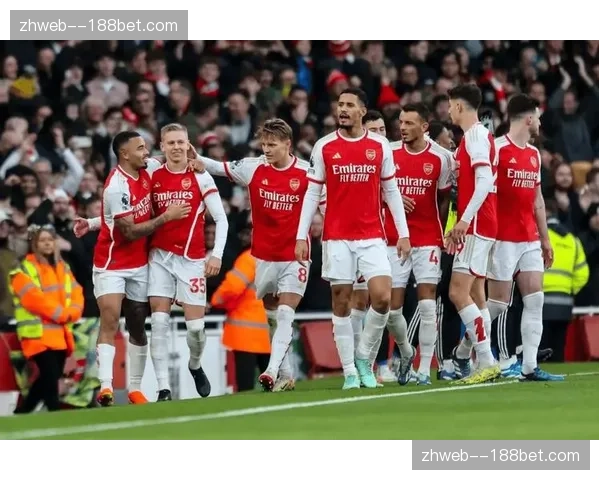 诺丁汉森林32轮丢44球攻守失衡，主场防守效率仅列联赛倒数第二